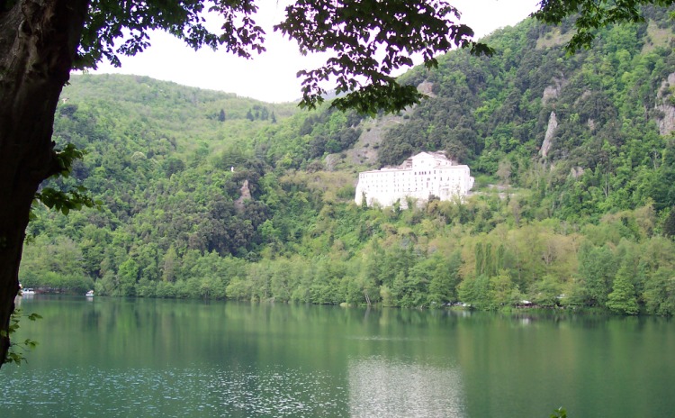 Basilicata - Monticchio Lake