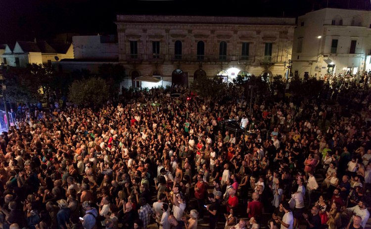 Puglia, l’estate si colora di musica