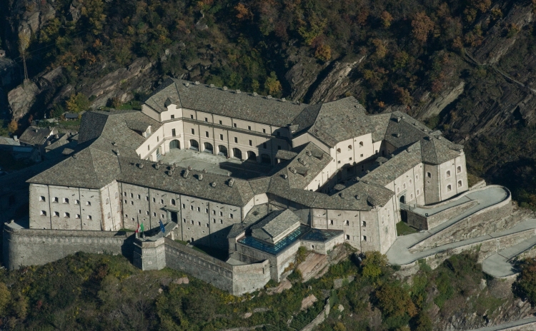 Valle D'Aosta - Forte di Bard