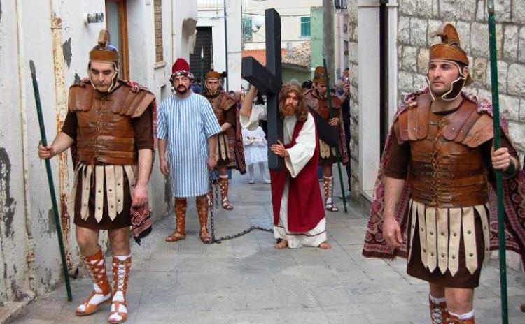 The Stations of the Cross in Barile Italy