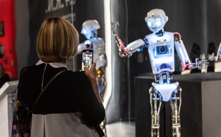 Robot The human project mostra - Lombardia