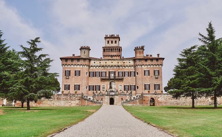 Castello di Chignolo Po - Lombardia