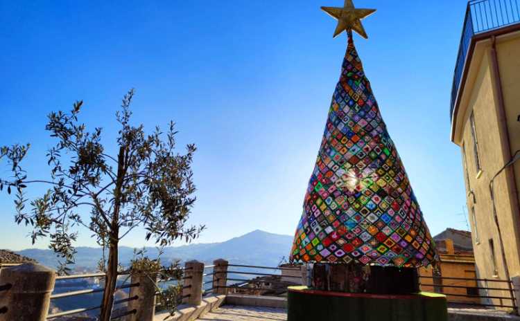 Molise-Trivento-albero Natale