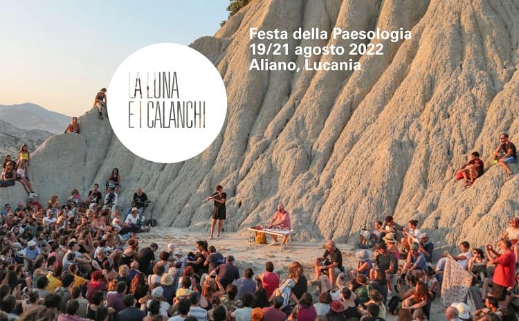 La Luna e i Calanchi - Basilicata