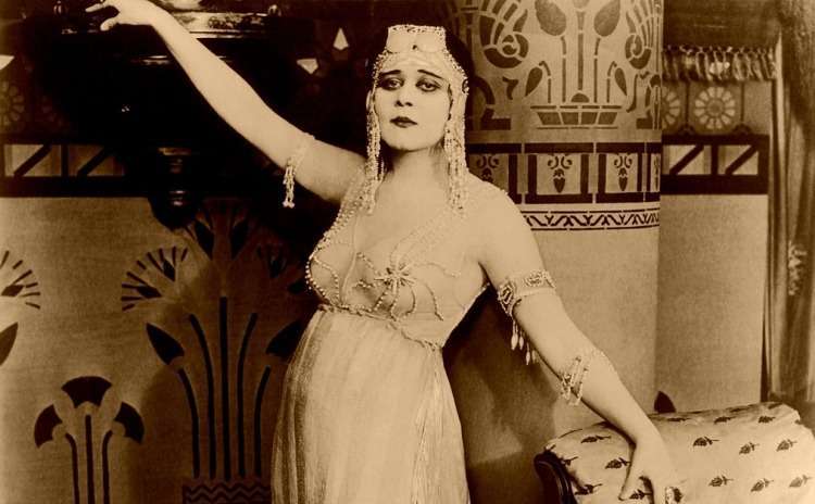 Friuli-Cinema Muto-cleopatra-theda bara