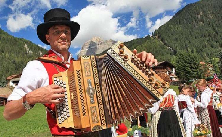 Trentino AA - Granfesta da d'Istà